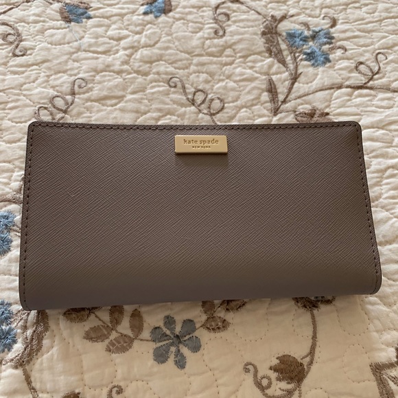 kate spade Handbags - Kate Spade Wallet